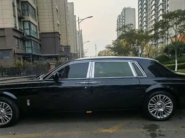 Rolls-Royce Phantom 2006