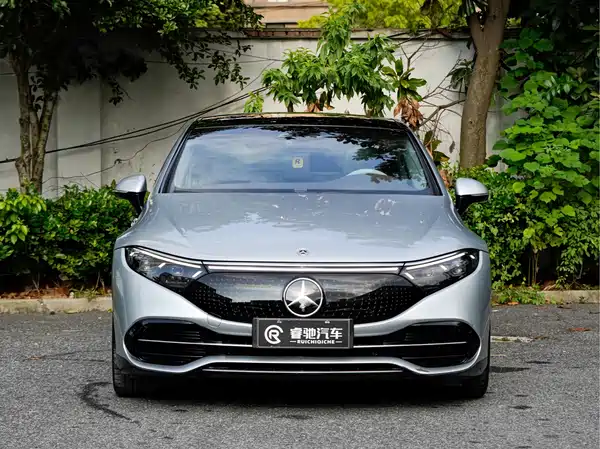 Mercedes-Benz EQS 2023