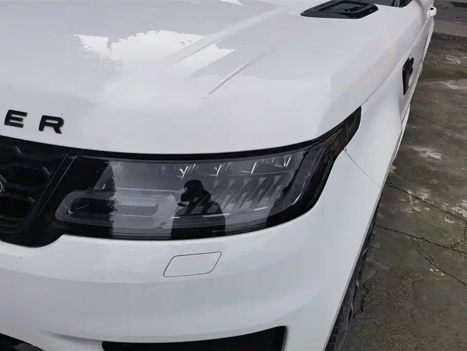 Land Rover Sport 2022