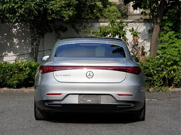 Mercedes-Benz EQS 2023