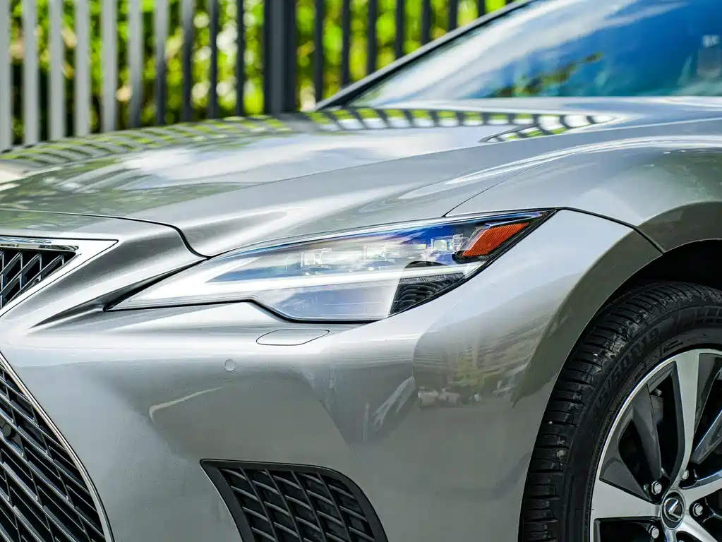 Lexus LS 2022 — фото 9