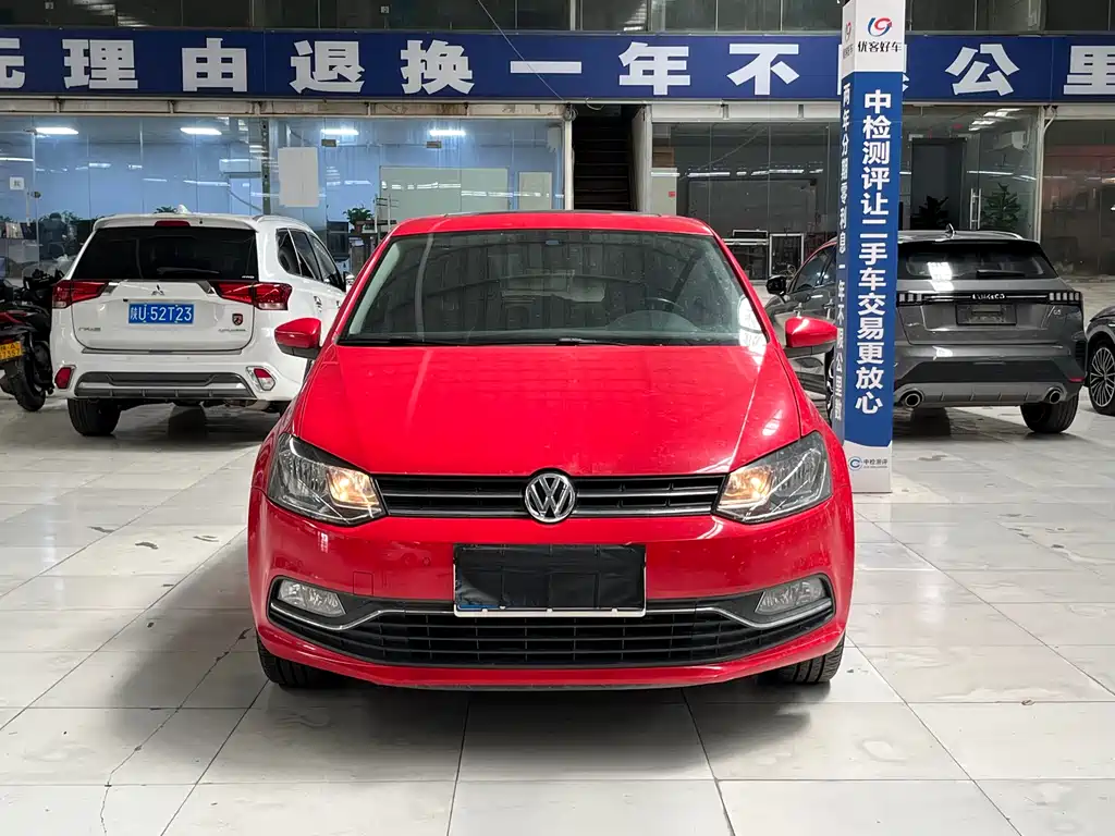 Volkswagen Polo 2015 — фото 2
