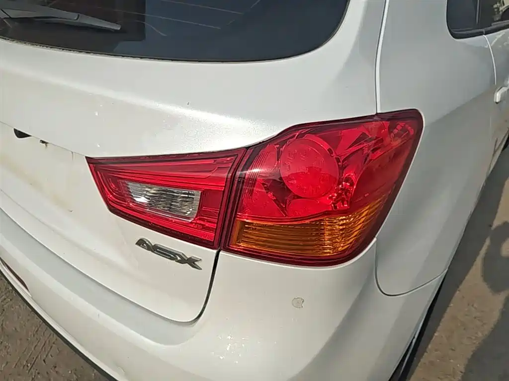 Mitsubishi ASX 2015 — фото 8