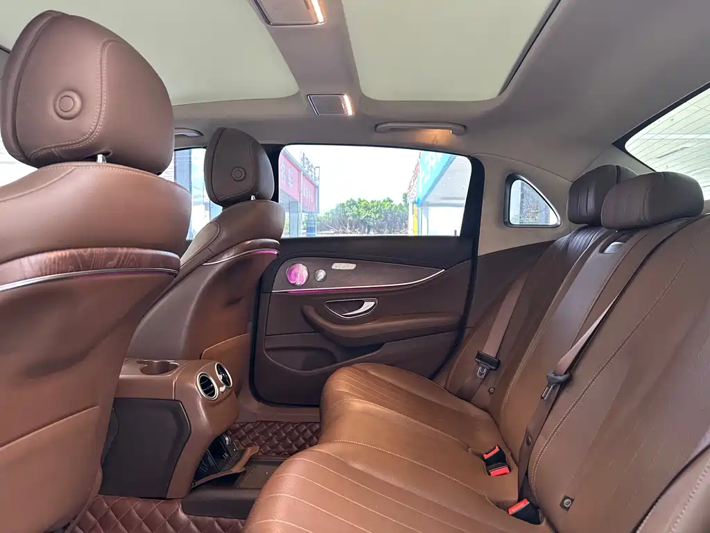 Mercedes-Benz E-Class 2020 — фото 8