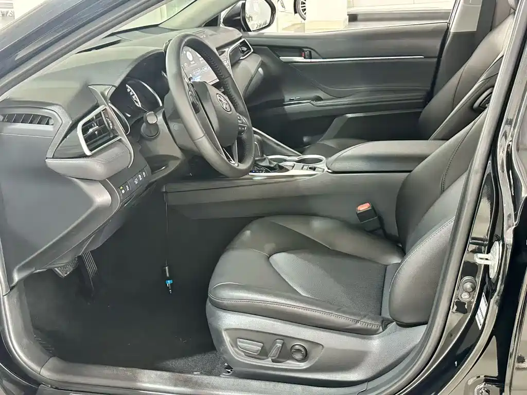 Toyota Camry 2022