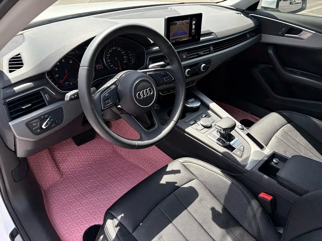 Audi A4L 2018 — фото 4