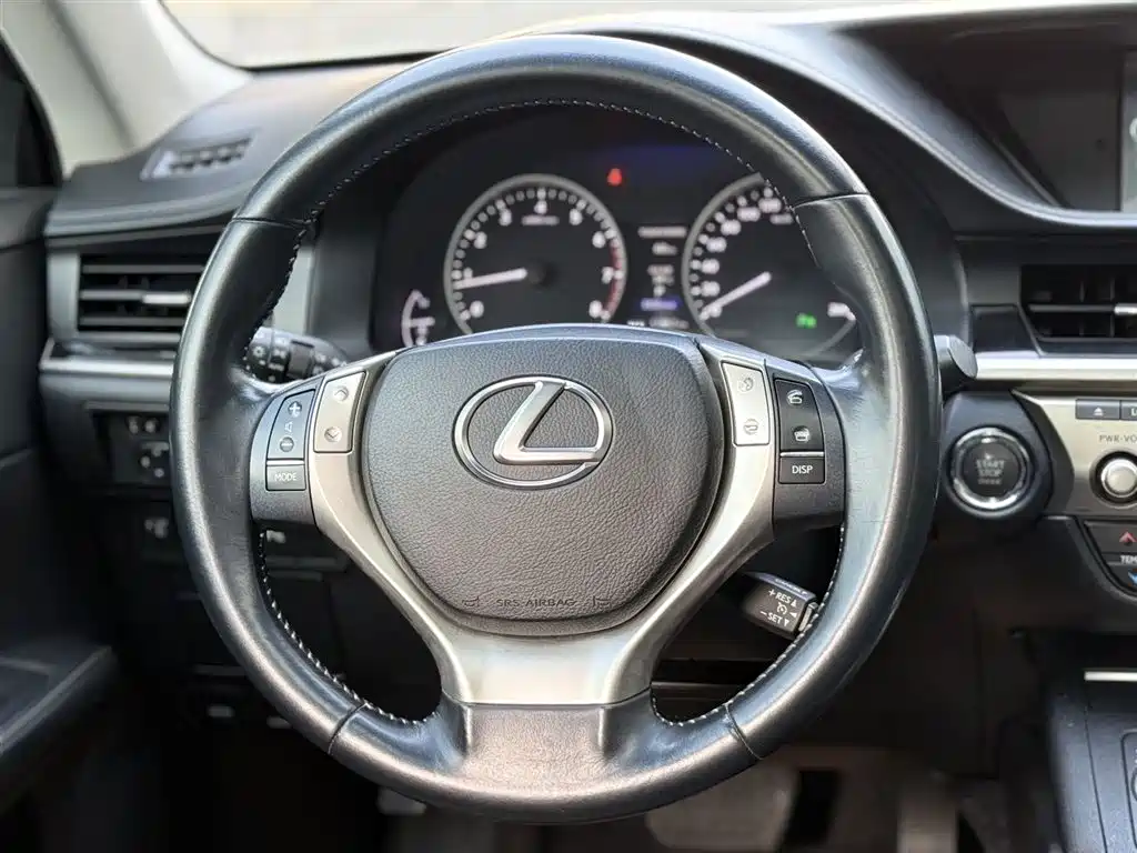 Lexus ES 2014