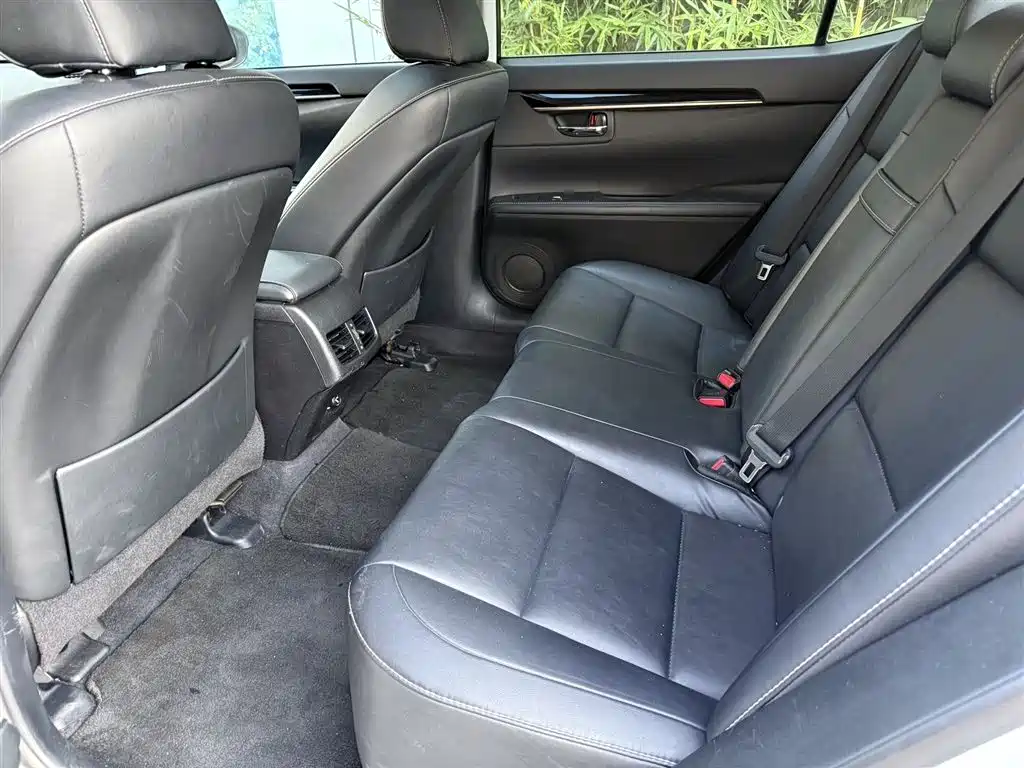 Lexus ES 2014