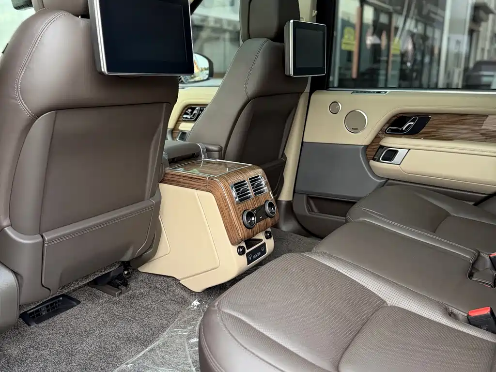 Land Rover Range Rover 2019 — фото 17