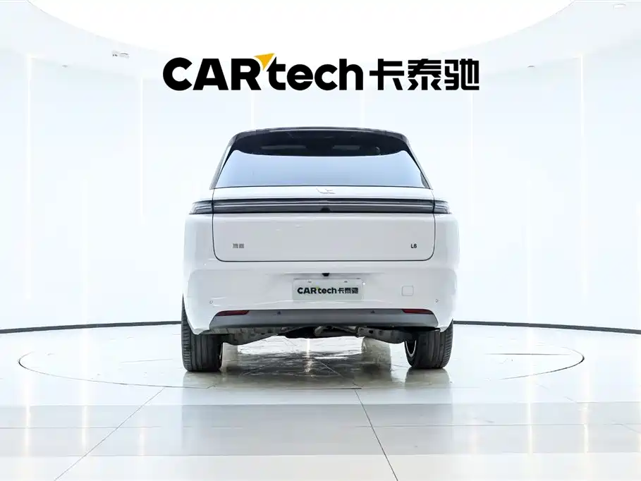 Li Auto Li L8 2025