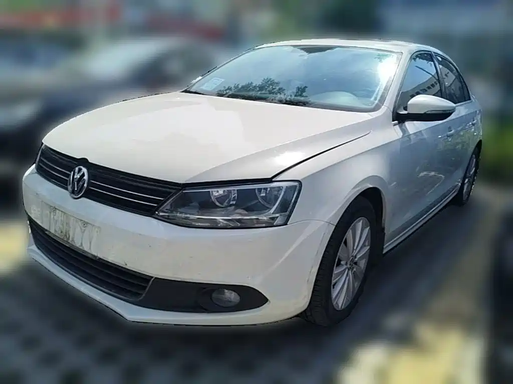 Volkswagen Sagitar 2015