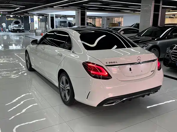 Mercedes-Benz C-Class 2020