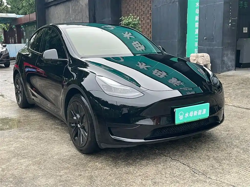 Tesla Model Y 2022 — фото 10