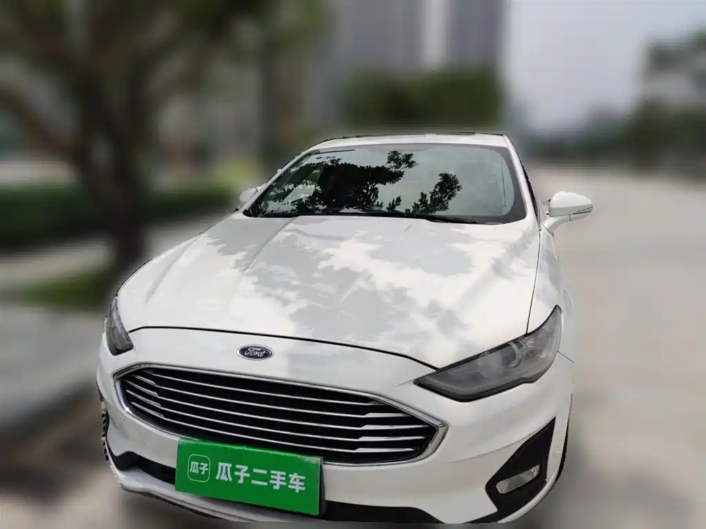 Ford Mondeo 2019 — фото 24