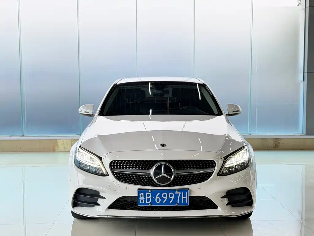 Mercedes-Benz C-Class 2021