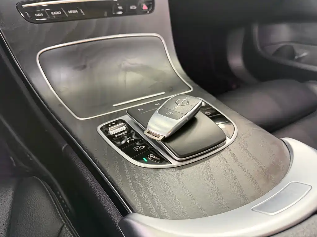 Mercedes-Benz C-Class 2021 — фото 16
