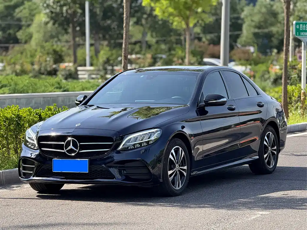 Mercedes-Benz C-Class 2020