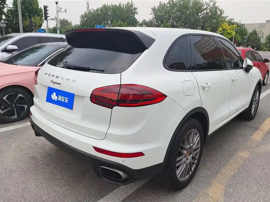 Porsche Cayenne 2015
