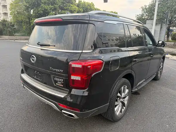 GAC Trumpchi GS8 2017