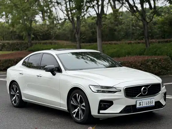 Volvo S60 2020