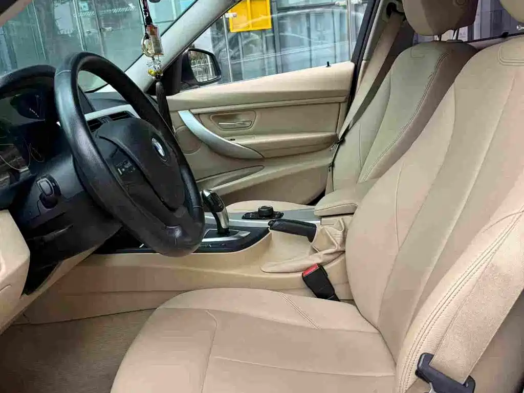 BMW 3 Series 2015 — фото 9