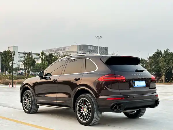 Porsche Cayenne 2015