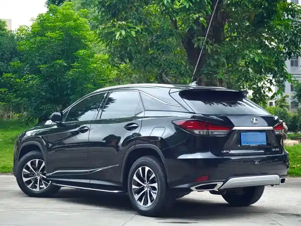Lexus RX 2022
