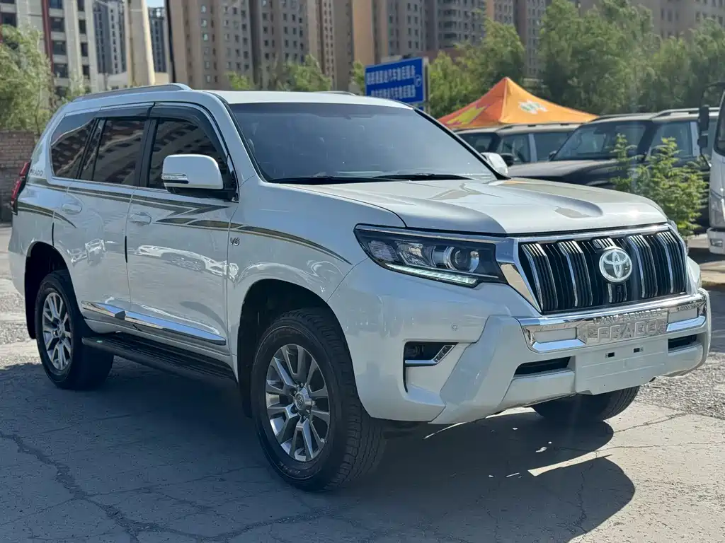 Toyota Prado 2020 — фото 3