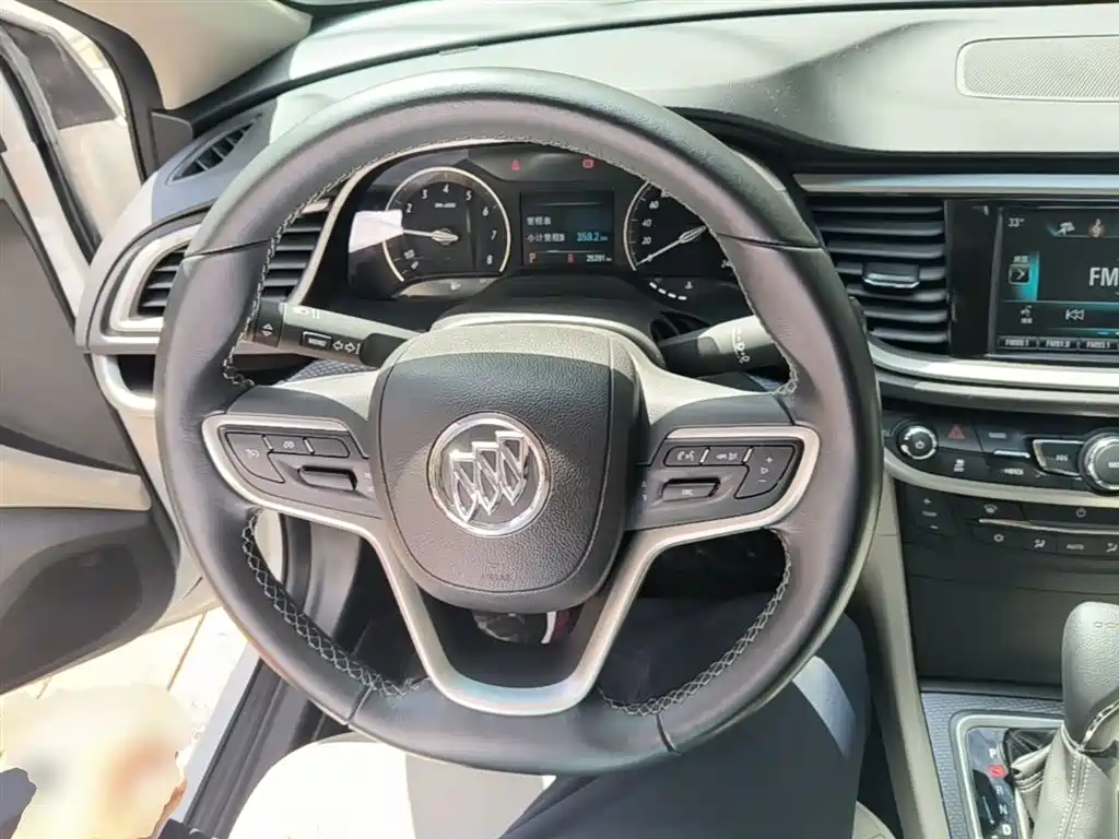 Buick Excelle 2020 — фото 11