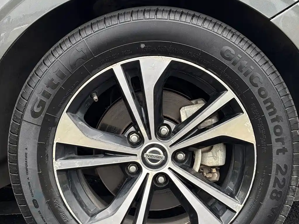 Nissan Sylphy 2020 — фото 14