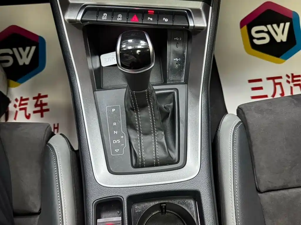 Audi Q3 2022 — фото 13