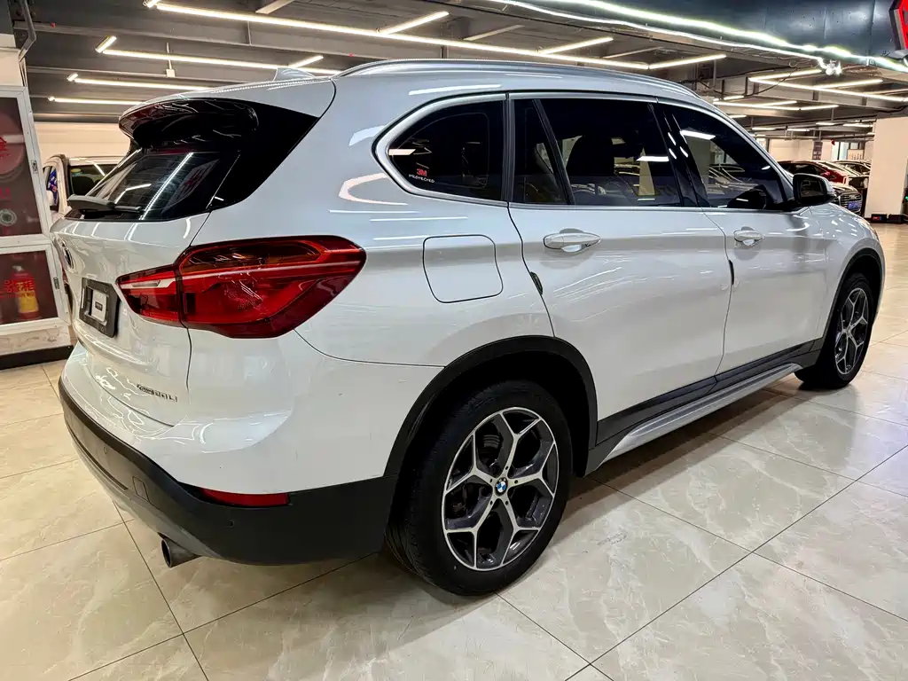 BMW X1 2019 — фото 9
