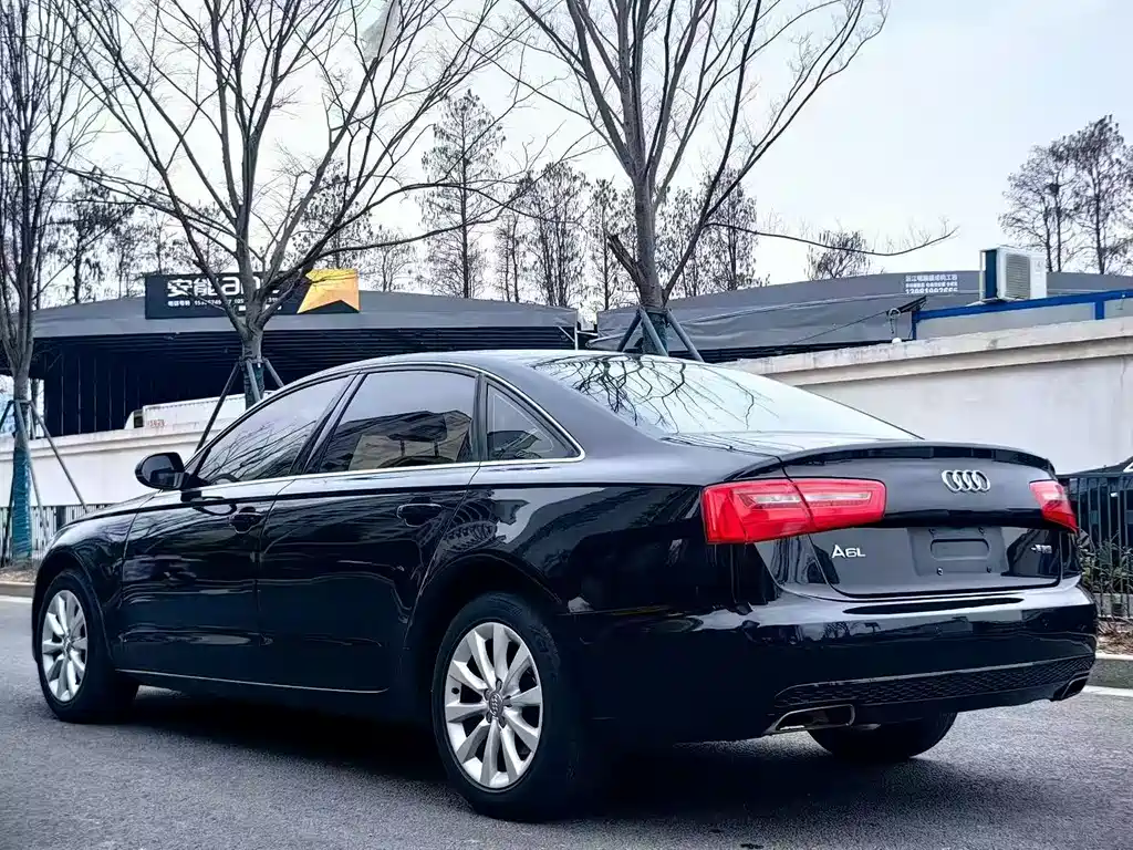 Audi A6L 2015 — фото 8