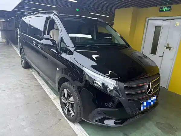 Mercedes-Benz Vito 2025