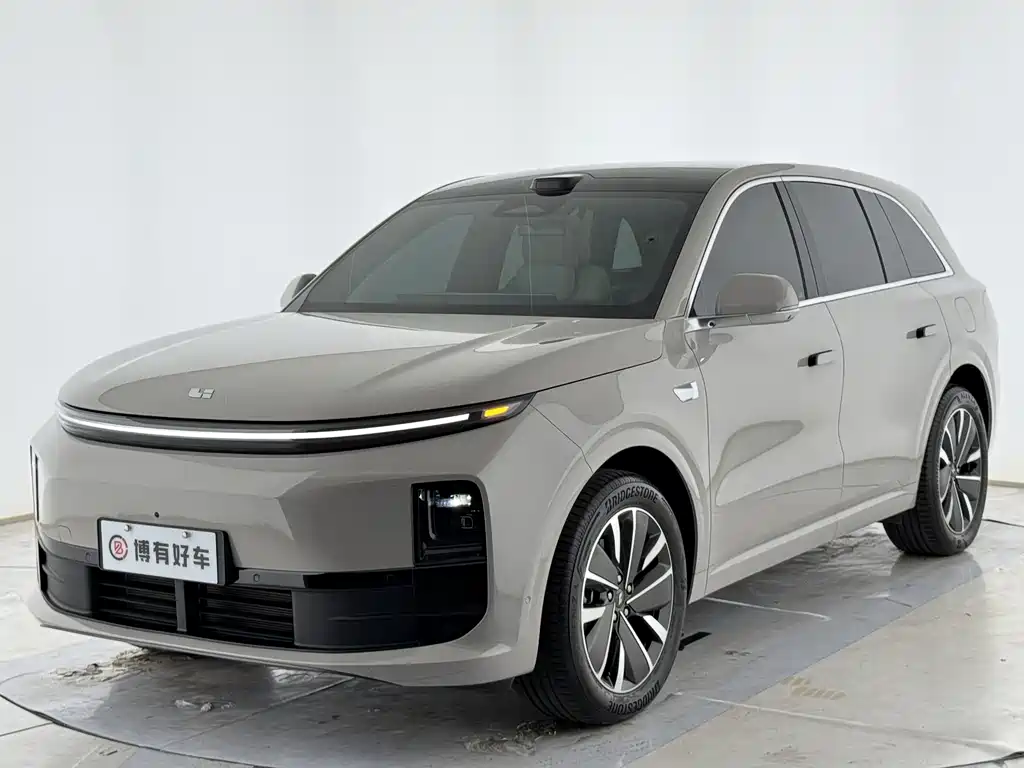 Li Auto Li L6 2025