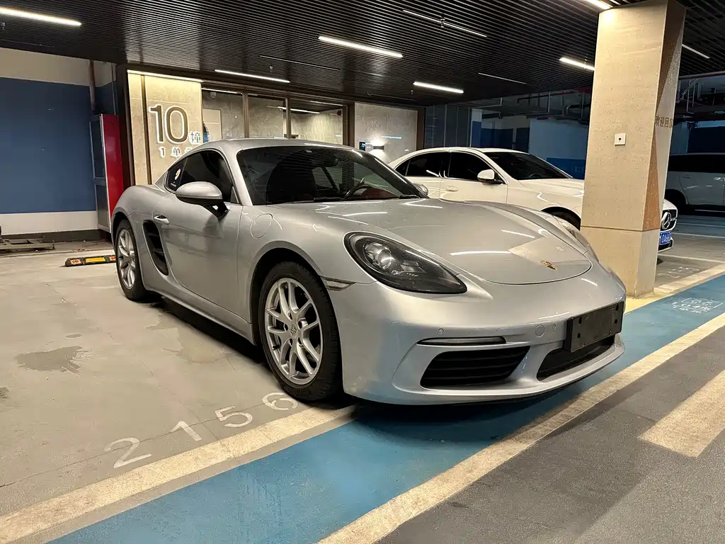 Porsche 718 2018 — фото 1