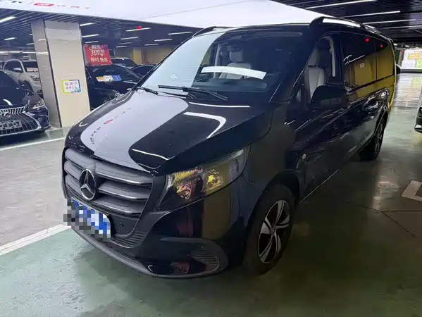 Mercedes-Benz Vito 2025