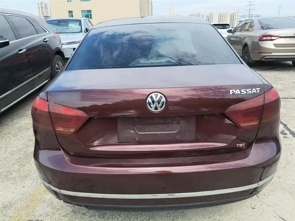 Volkswagen Passat 2016 — фото 6