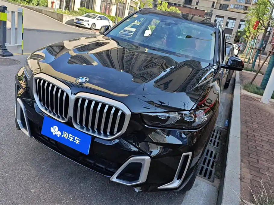 BMW X5 2023