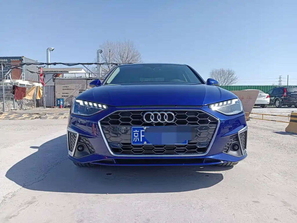 Audi A4L 2021 — фото 2