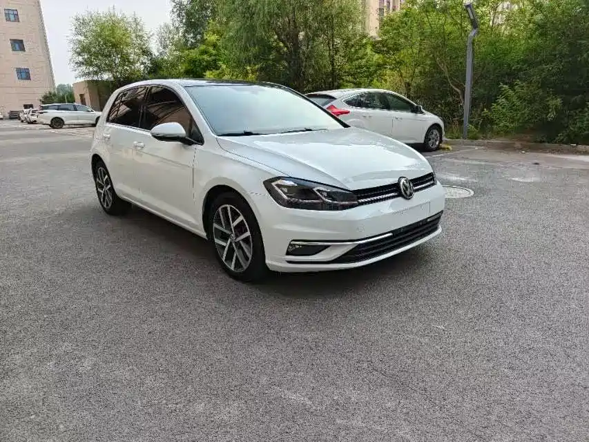 Volkswagen Golf 2020