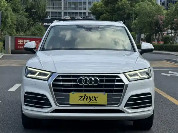 Audi Q5L 2019