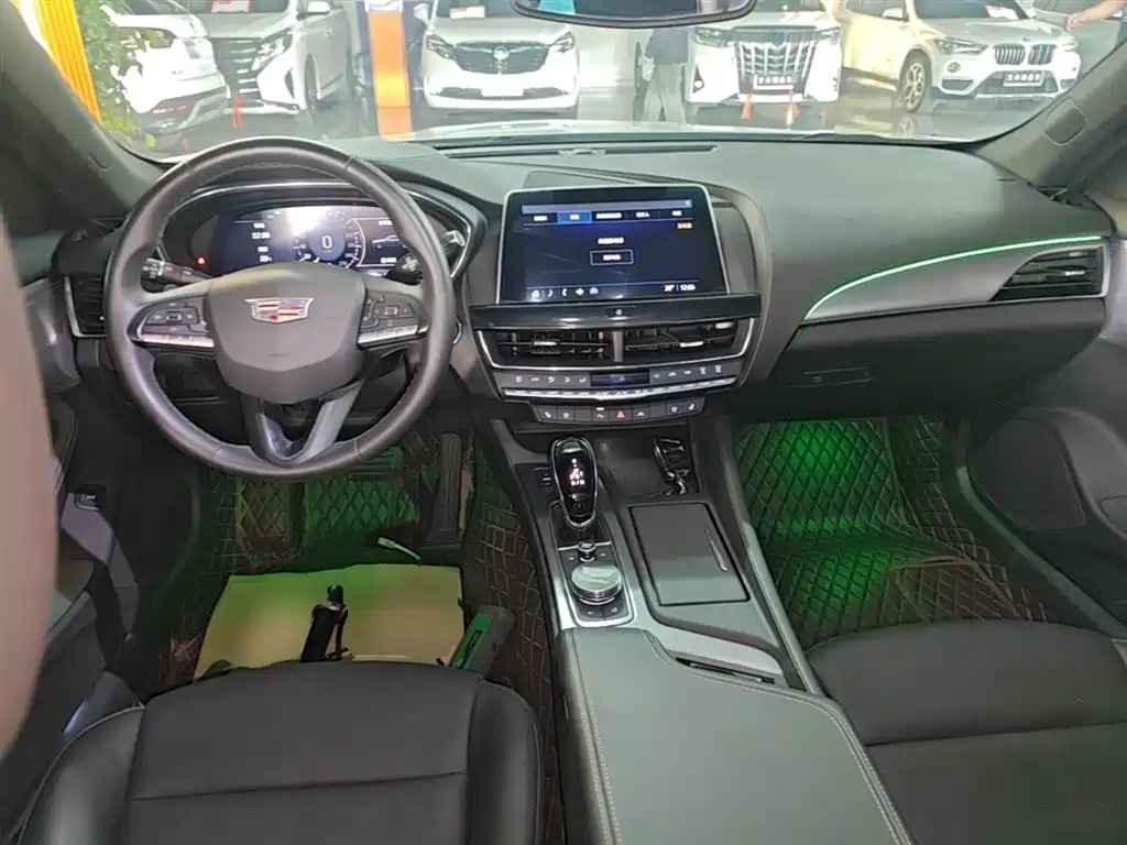 Cadillac CT5 2023 — фото 10