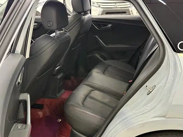 Audi Q2L 2022