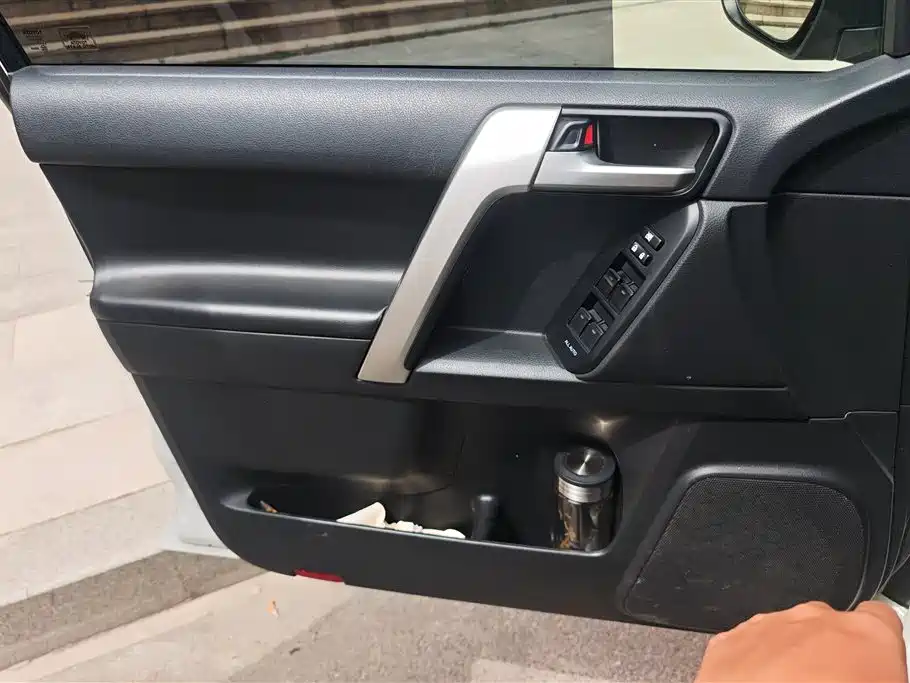 Toyota Prado 2019