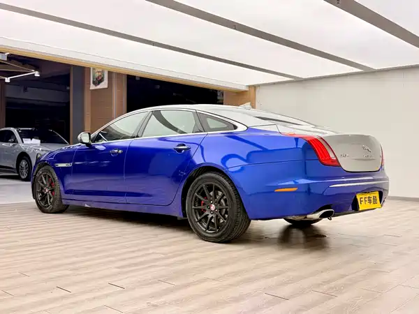 Jaguar XJ 2014