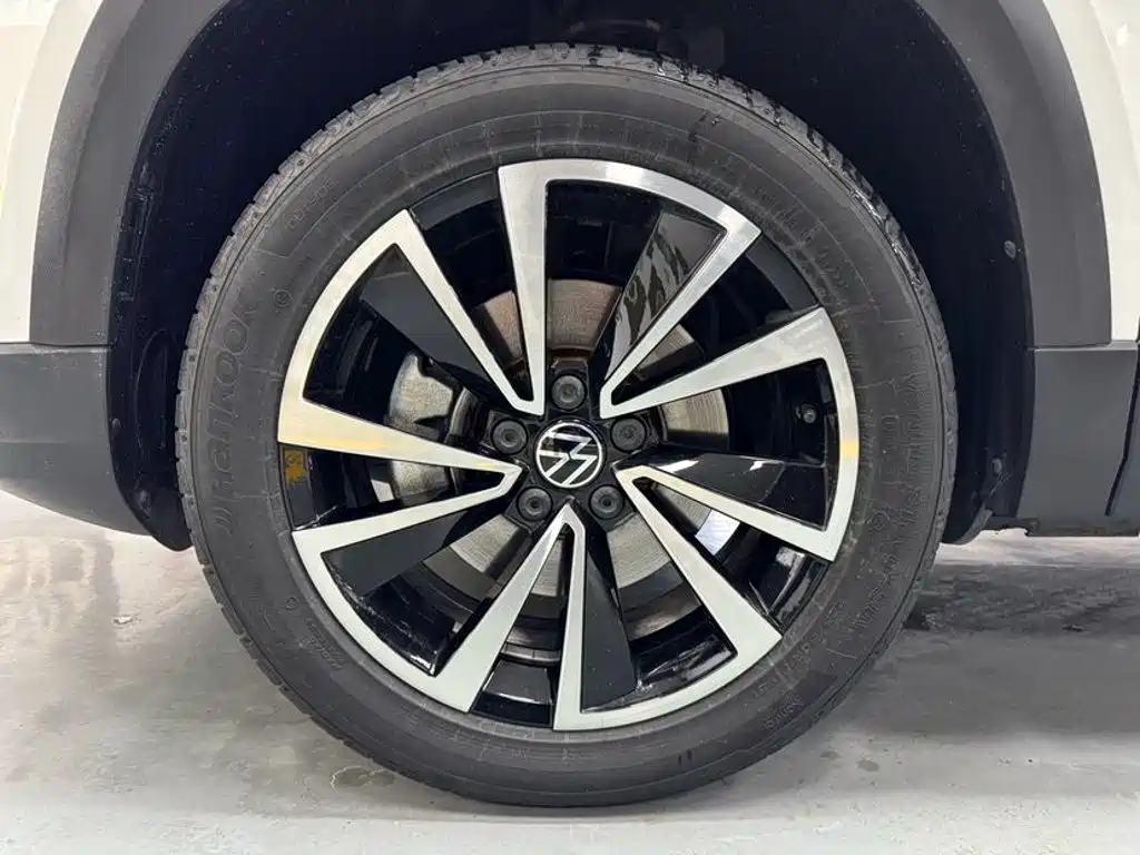 Volkswagen Tharu 2022 — фото 19