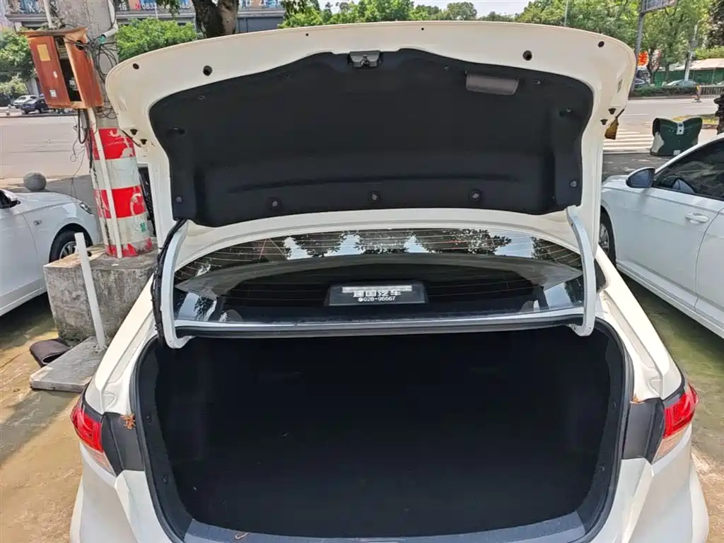 Toyota Levin 2019 — фото 19