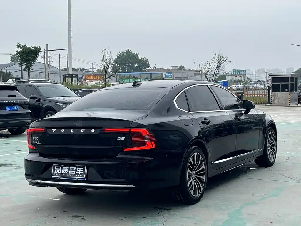 Volvo S90 2023 — фото 9