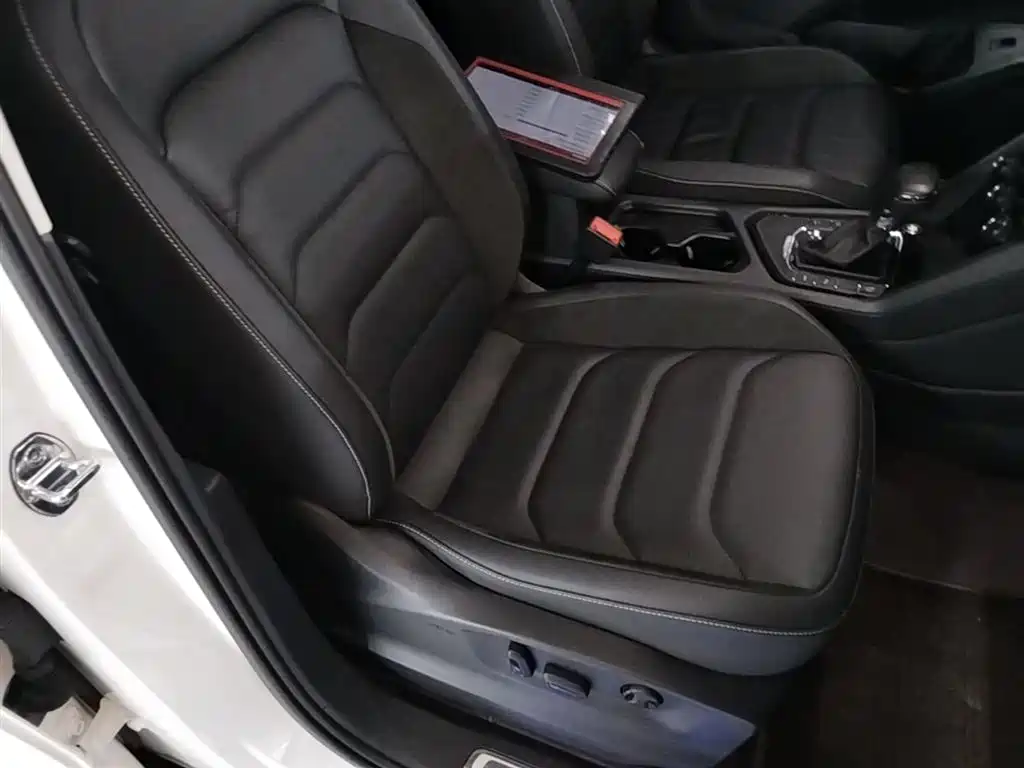 Volkswagen Tiguan L New Energy 2019 — фото 25